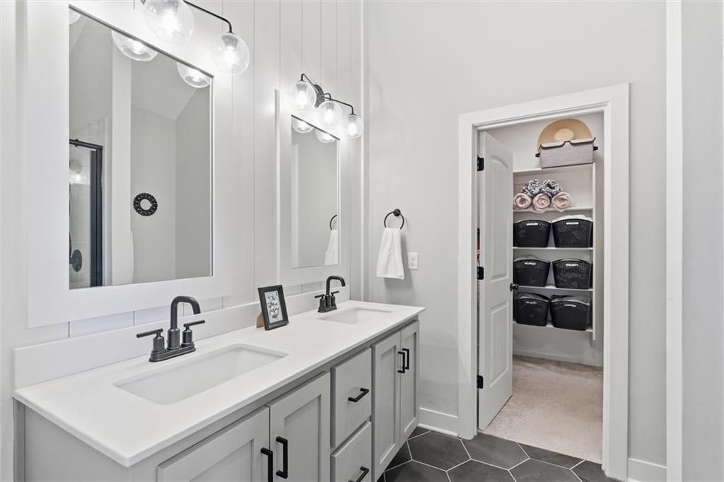 729 Juniper Drive — photo 15