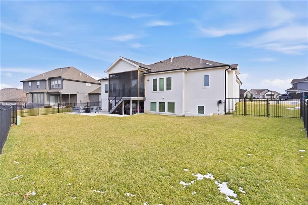 4548 NE Seneca Terrace — photo 34