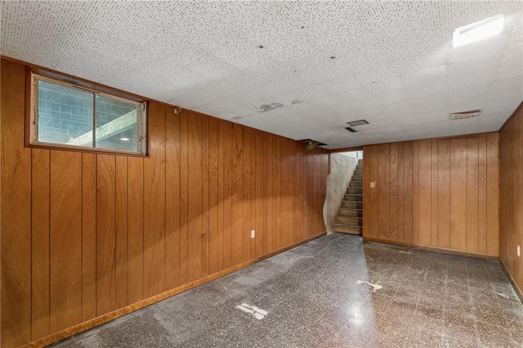 9404 Bradshaw Street — photo 31