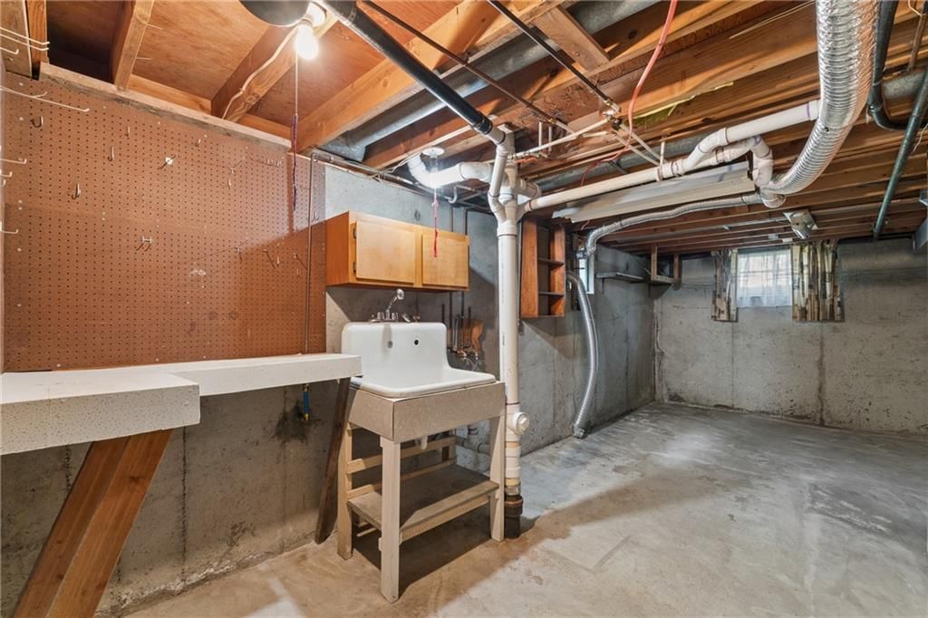 9404 Bradshaw Street — photo 33