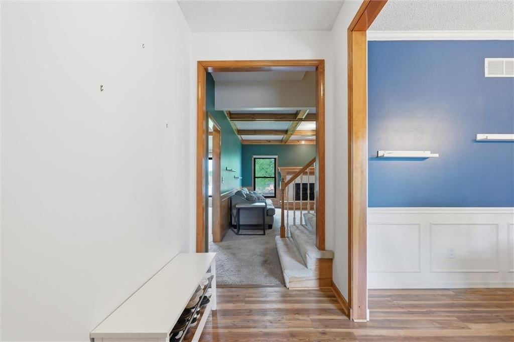 15644 W 83rd Terrace — photo 5
