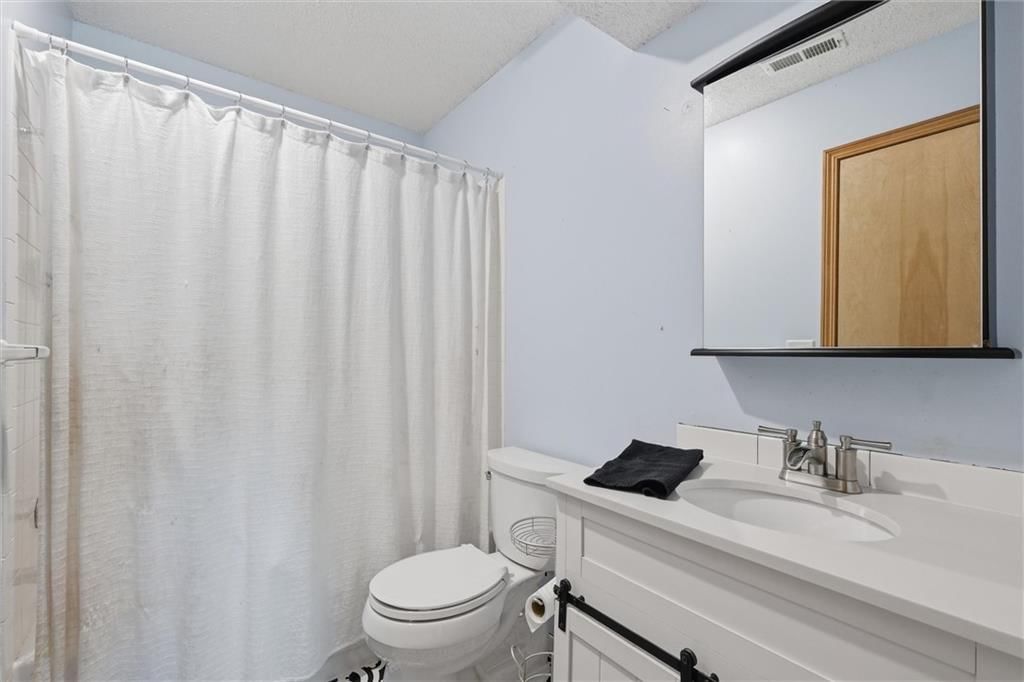 15644 W 83rd Terrace — photo 30