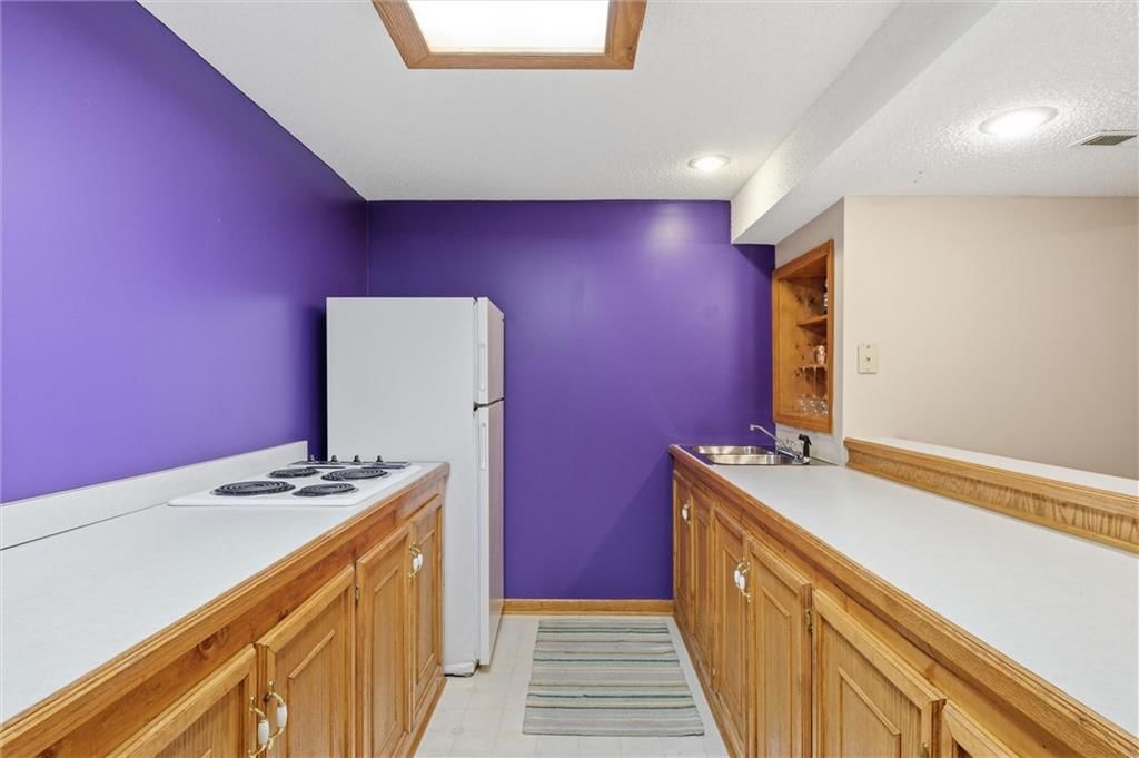 15644 W 83rd Terrace — photo 37