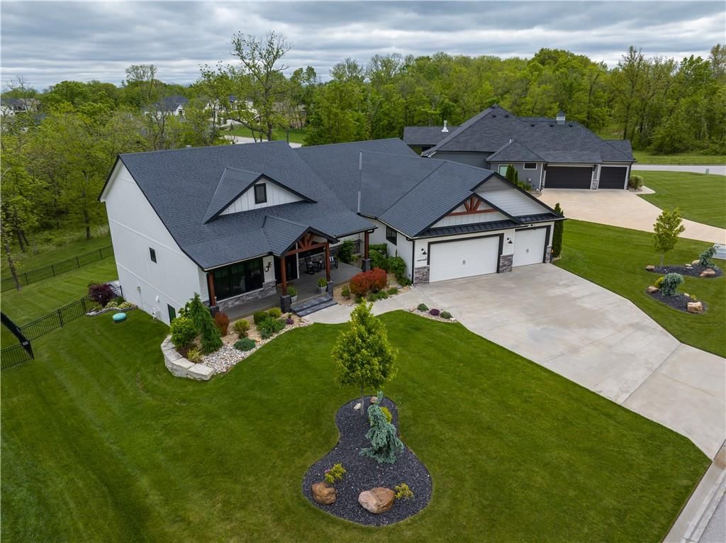 4 Black Hawk Drive — photo 6