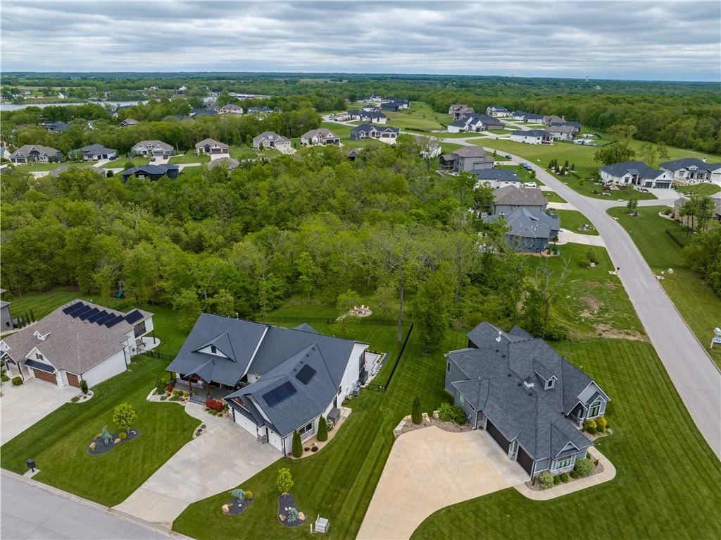 4 Black Hawk Drive — photo 10