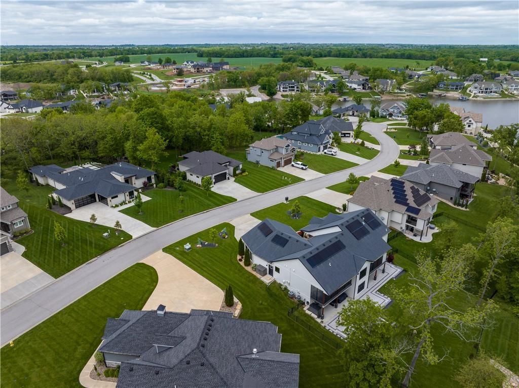4 Black Hawk Drive — photo 11