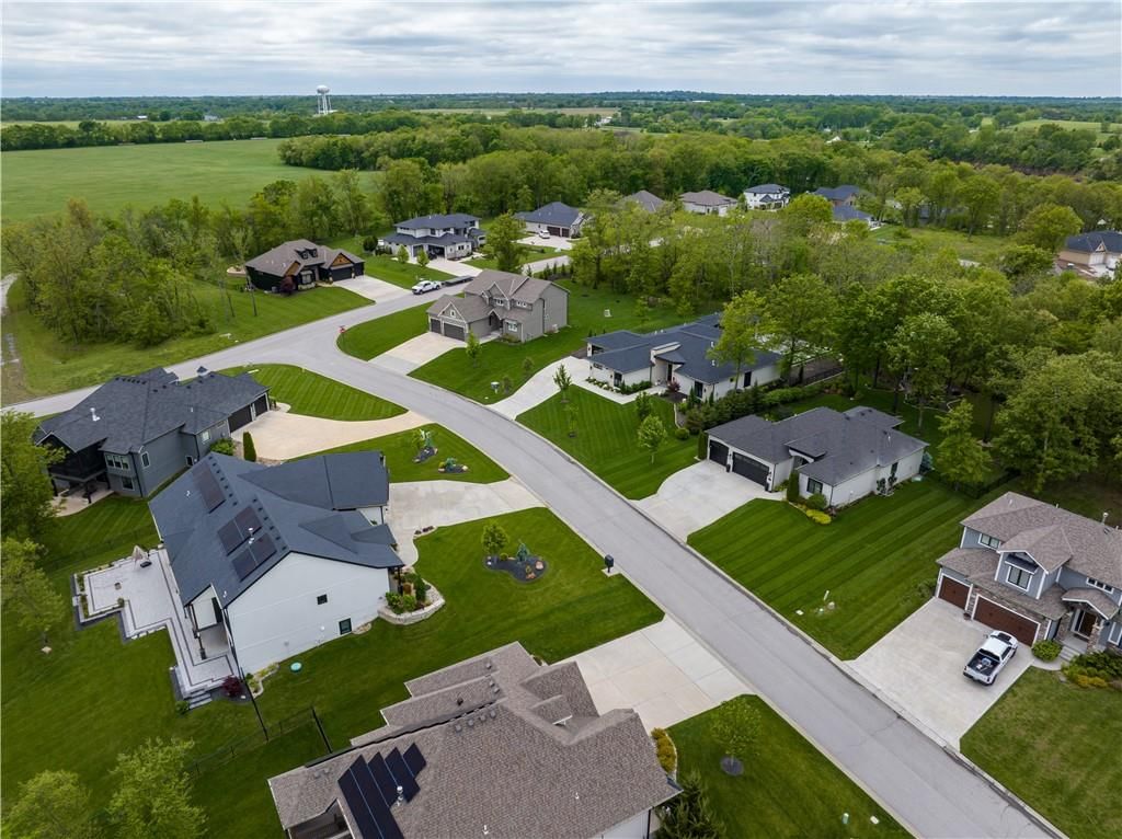 4 Black Hawk Drive — photo 12