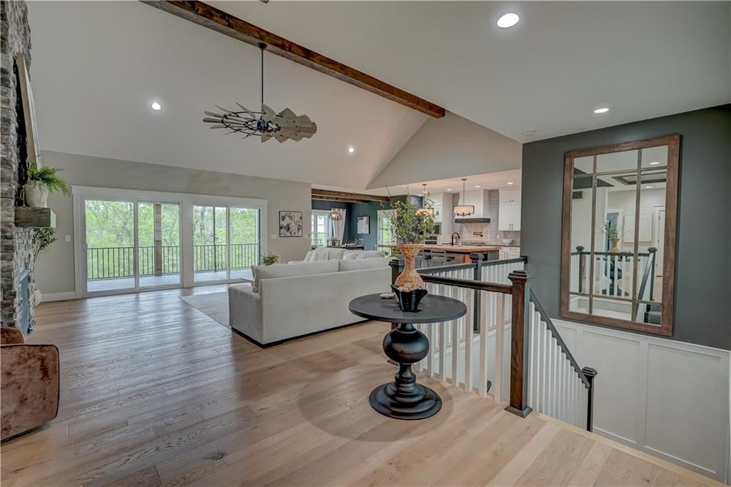 4 Black Hawk Drive — photo 16