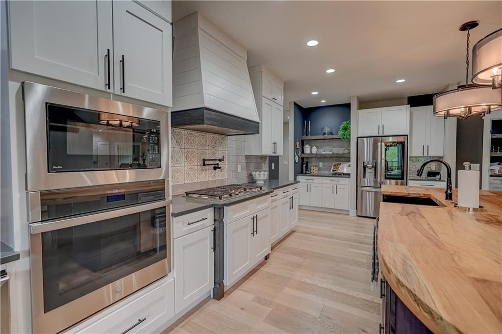 4 Black Hawk Drive — photo 25