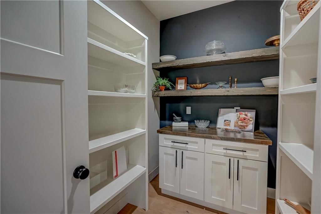 4 Black Hawk Drive — photo 31