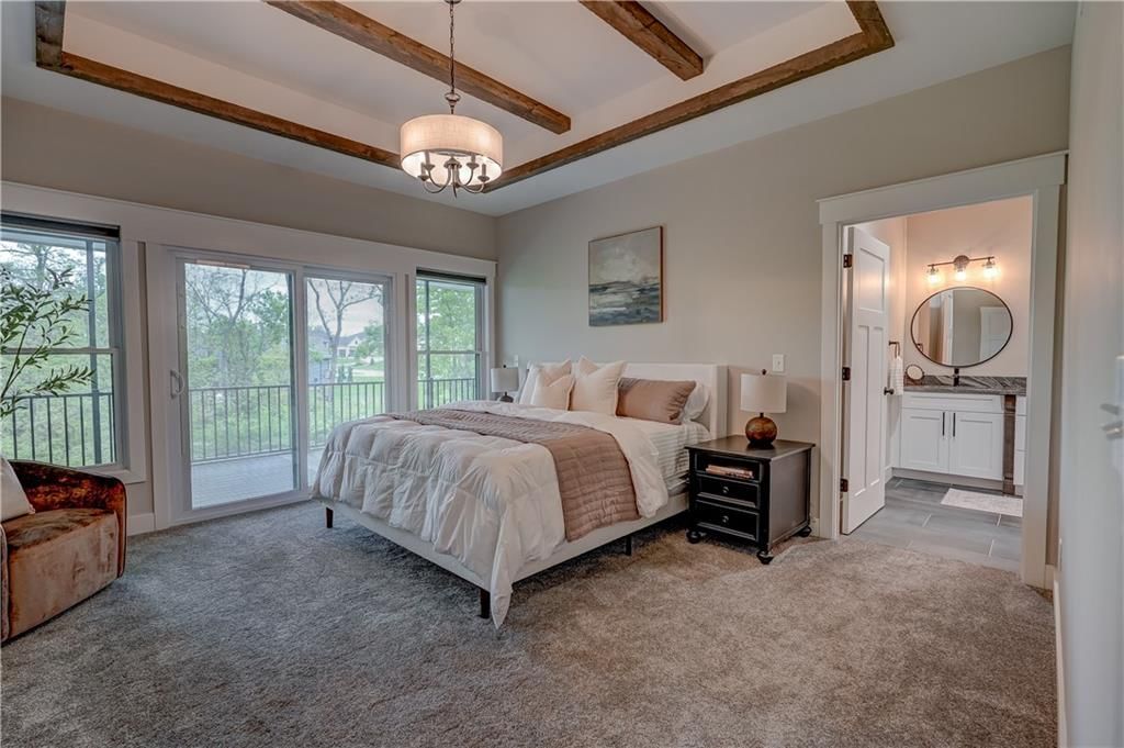4 Black Hawk Drive — photo 32