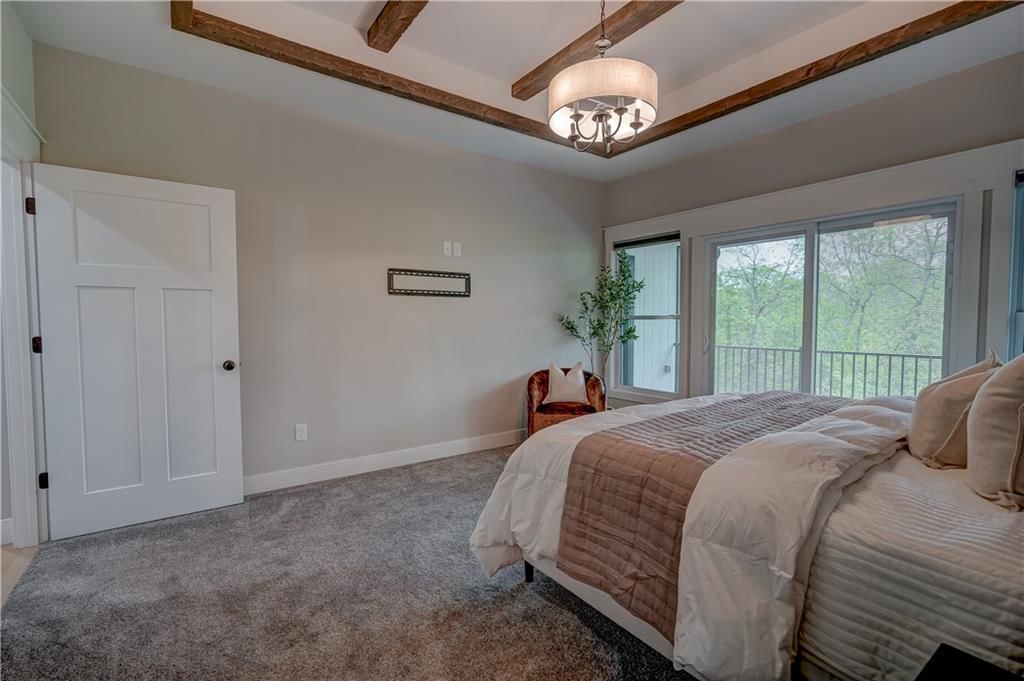 4 Black Hawk Drive — photo 33