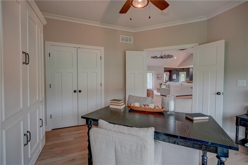 4 Black Hawk Drive — photo 42