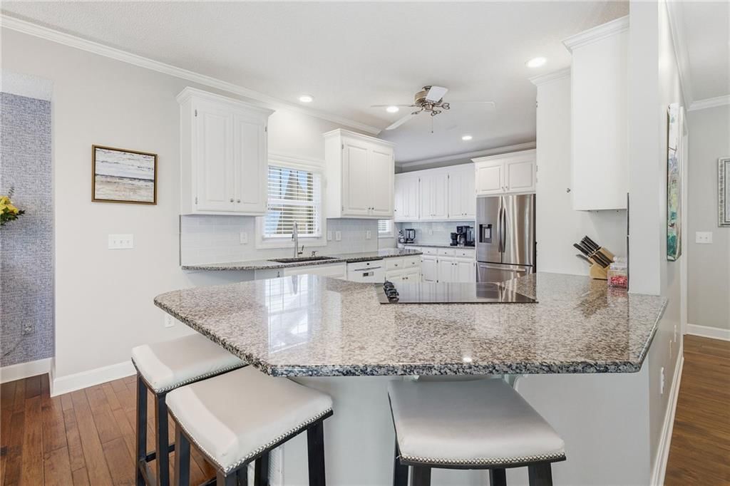 15706 S WIDMER Street — photo 11