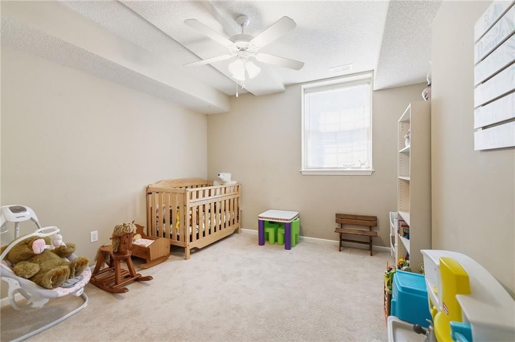15706 S WIDMER Street — photo 36