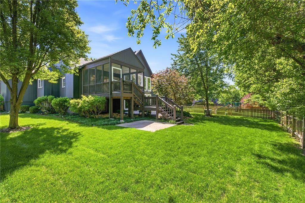 15706 S WIDMER Street — photo 42