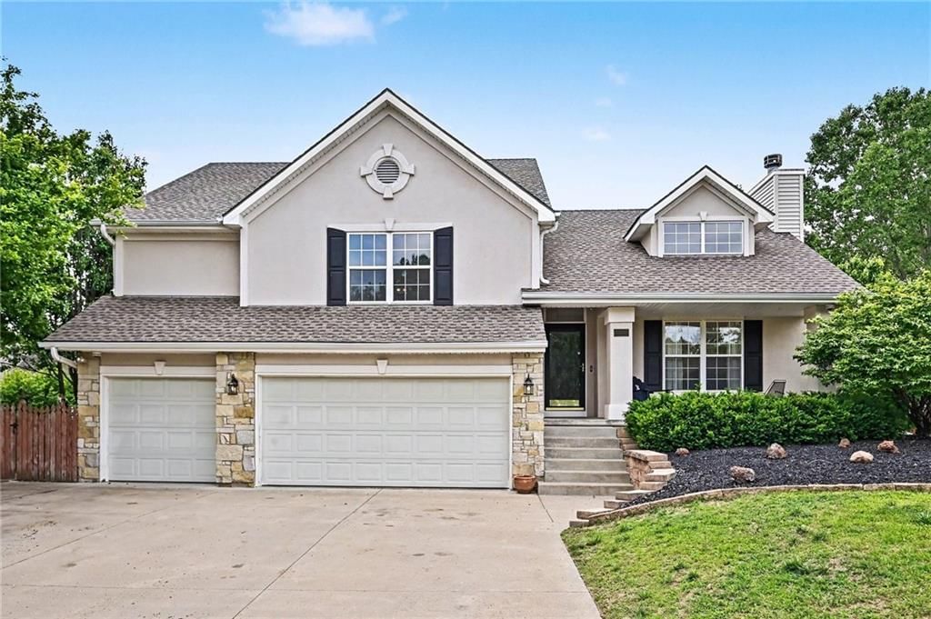 4304 Kensington Drive — photo 2