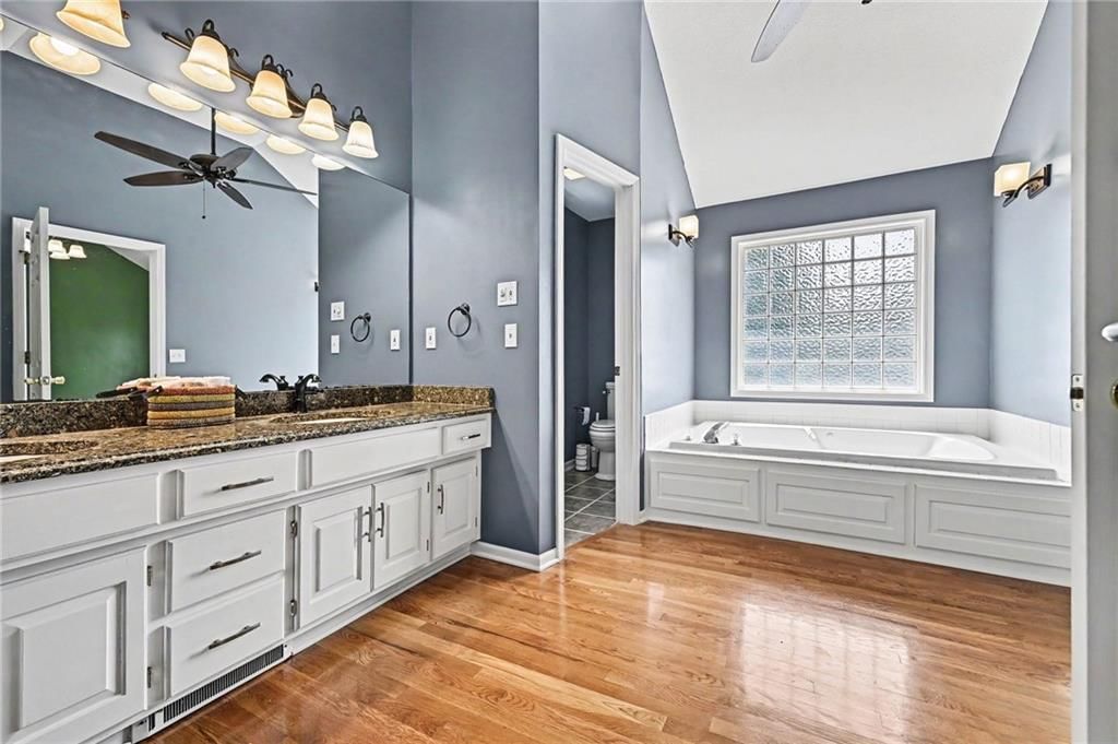 4304 Kensington Drive — photo 22