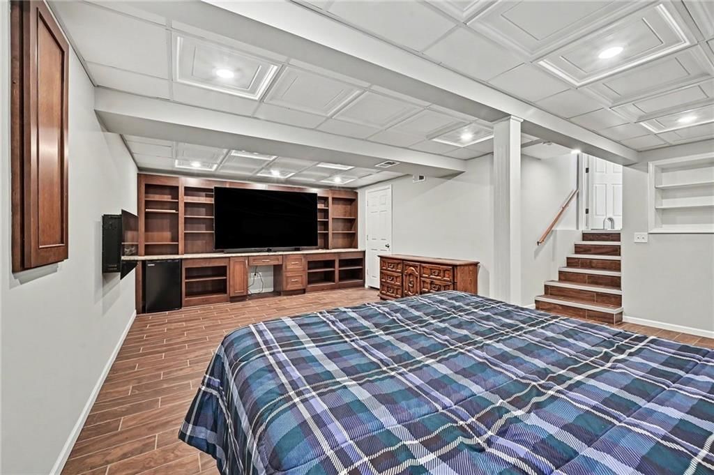 4304 Kensington Drive — photo 31