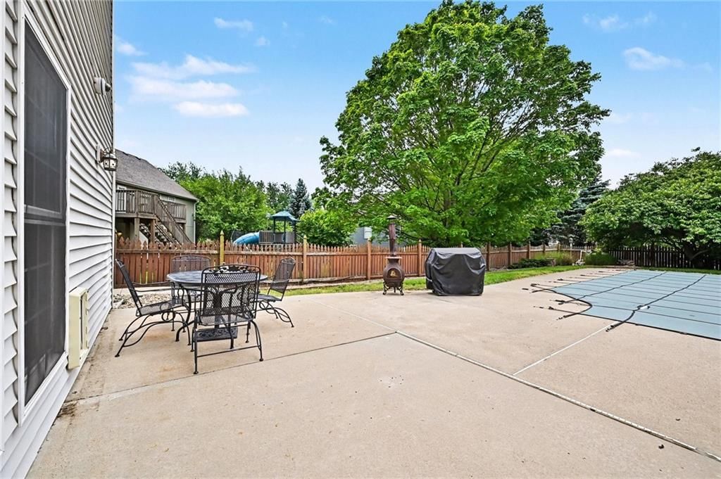 4304 Kensington Drive — photo 37