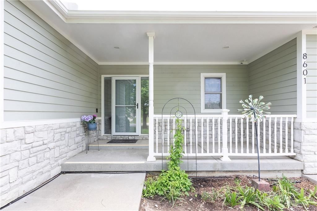 8601 Timber Trails Drive — photo 3