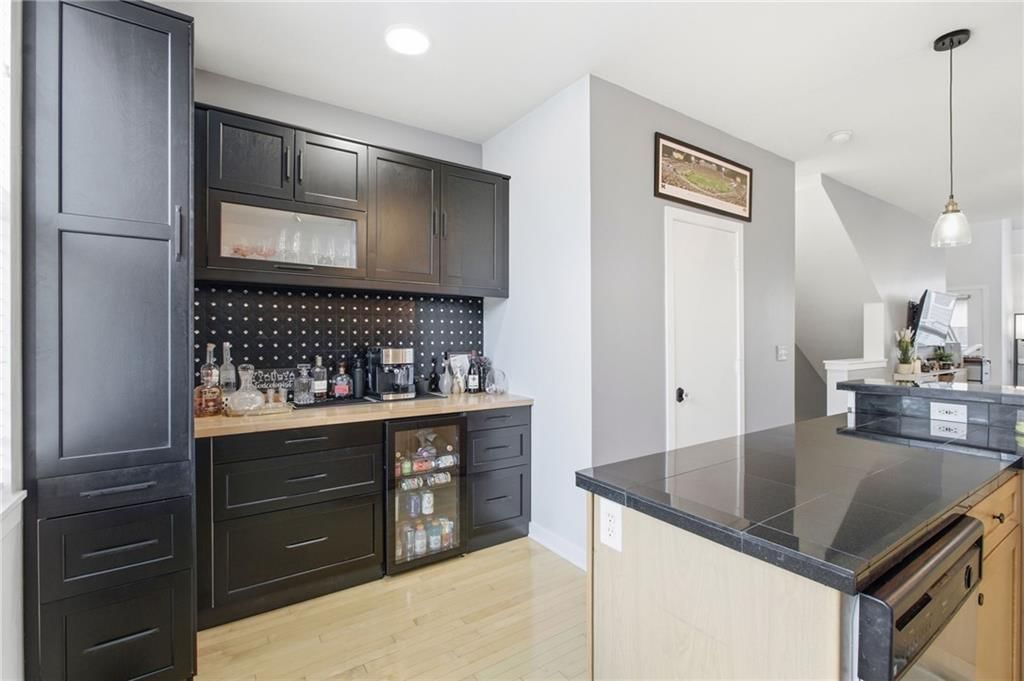 4565 Madison Avenue — photo 5