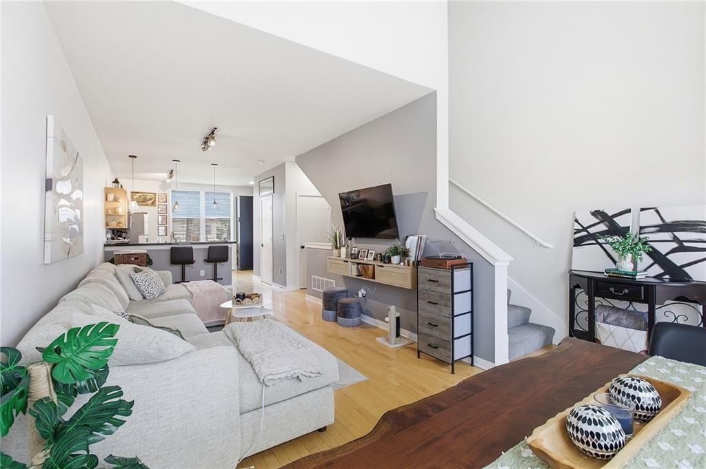4565 Madison Avenue — photo 10