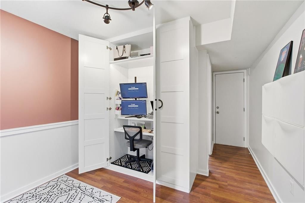 4565 Madison Avenue — photo 27
