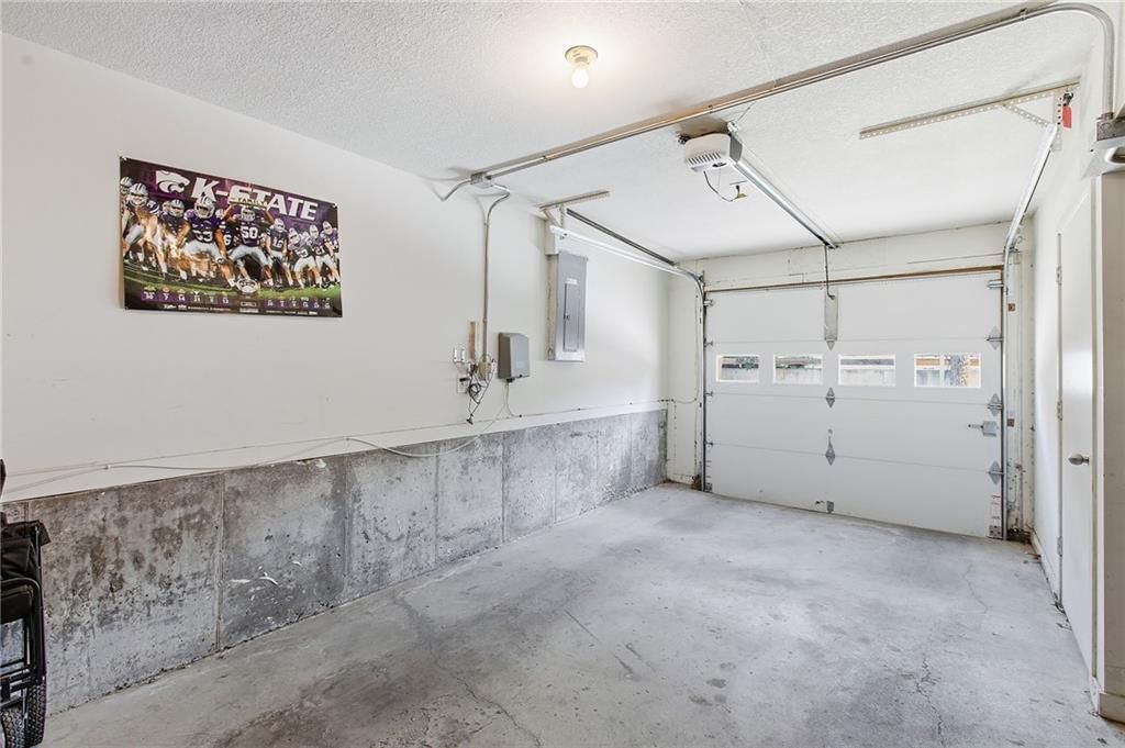 4565 Madison Avenue — photo 29