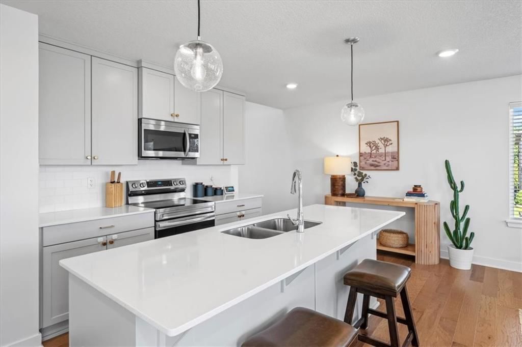 13303 W 180th Terrace — photo 8
