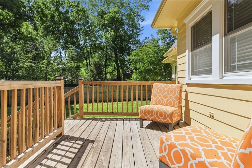 6815 Lamar Avenue — photo 32