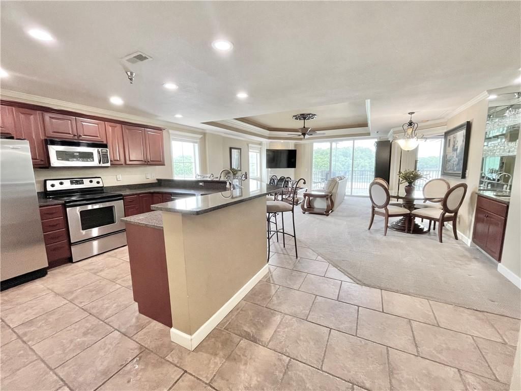 4800 Eagleview Drive — photo 10