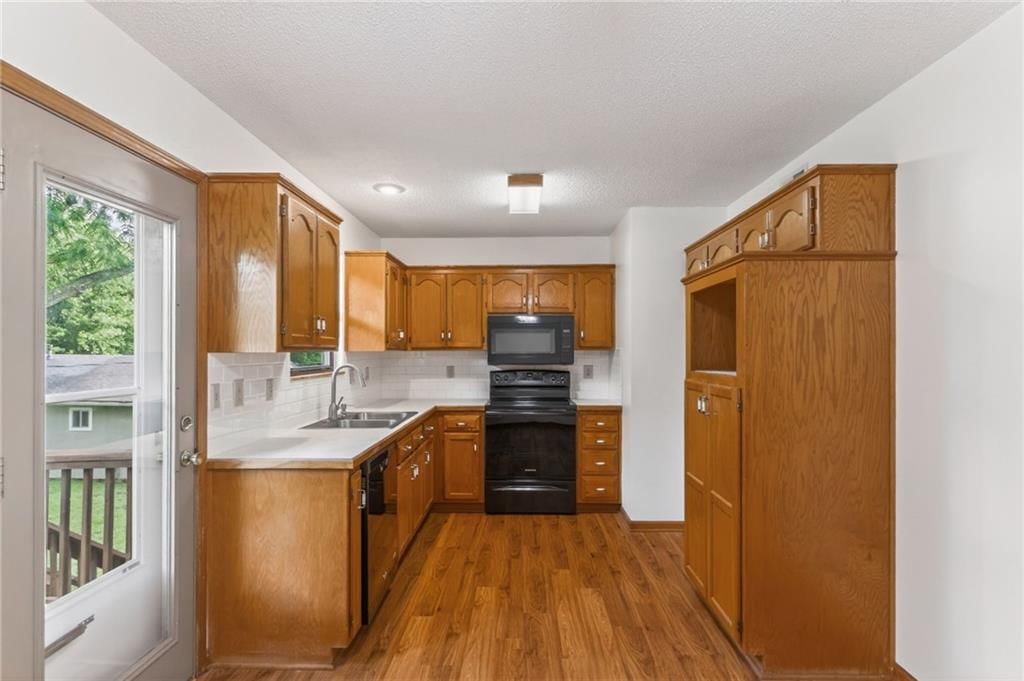 17251 South Benton Street — photo 17