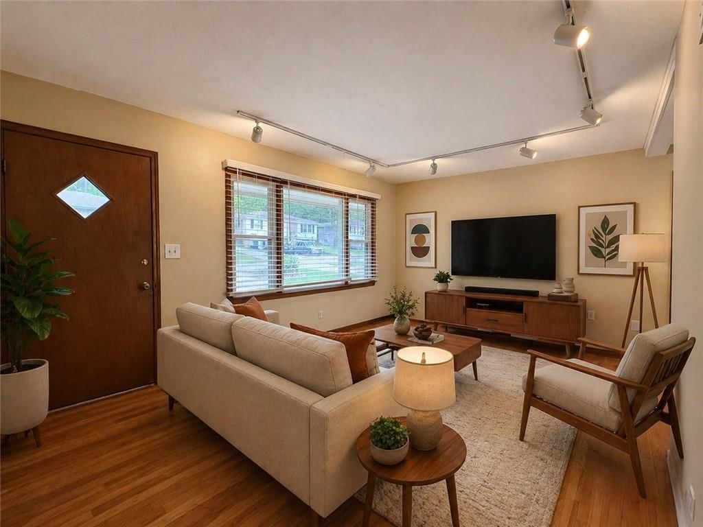 6700 E 135th Street — photo 3