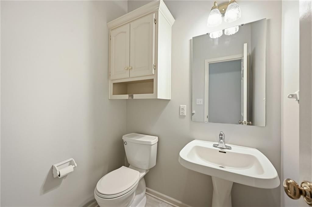 2408 S Ponca Avenue — photo 9