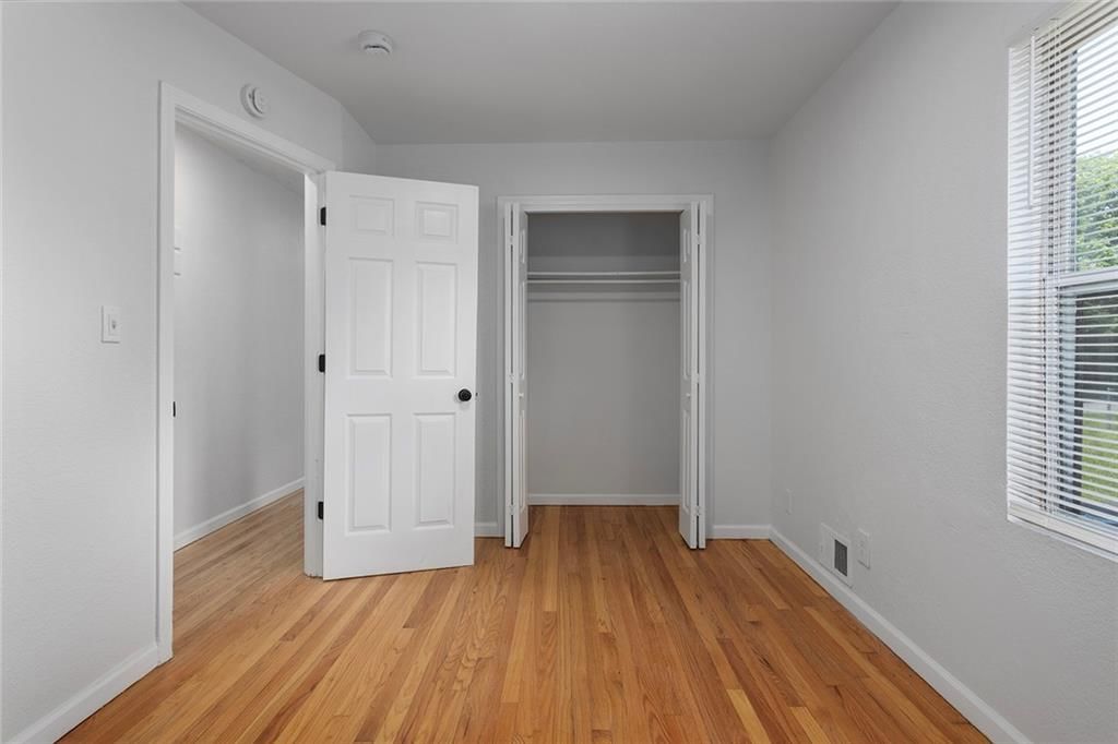 1400 E Loula Street — photo 12