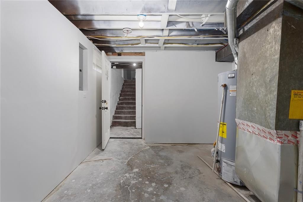 1400 E Loula Street — photo 22