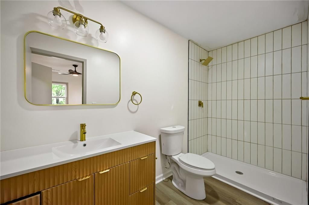 7017 N Campbell Street — photo 13