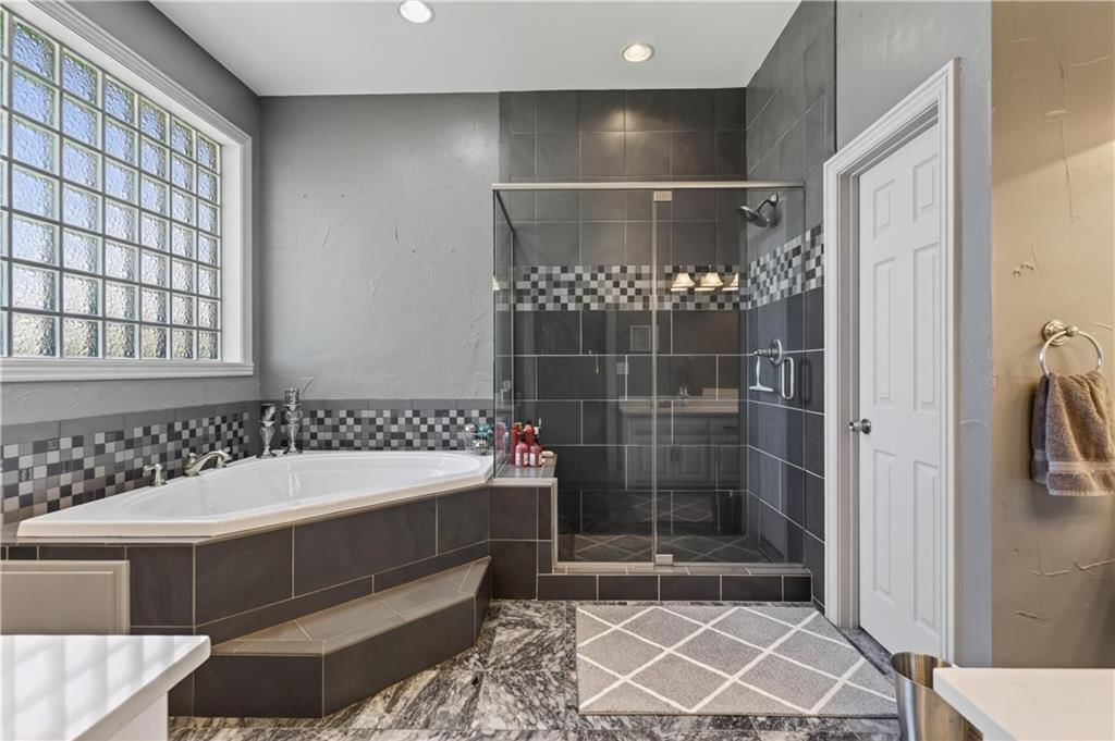 109 Crestwood Estates — photo 40