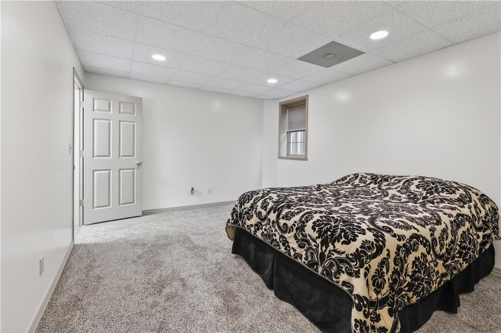 109 Crestwood Estates — photo 42