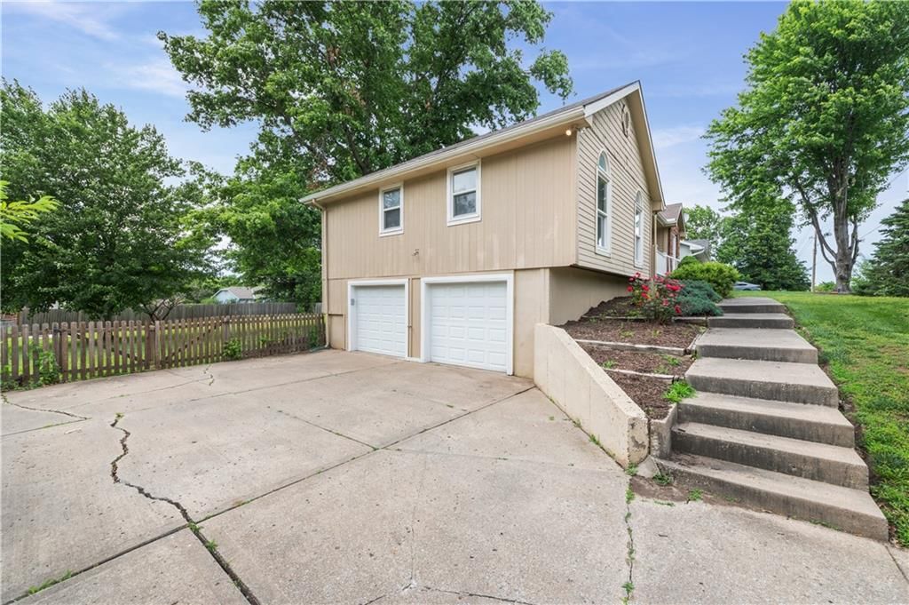 11424 N Woodland Avenue — photo 35