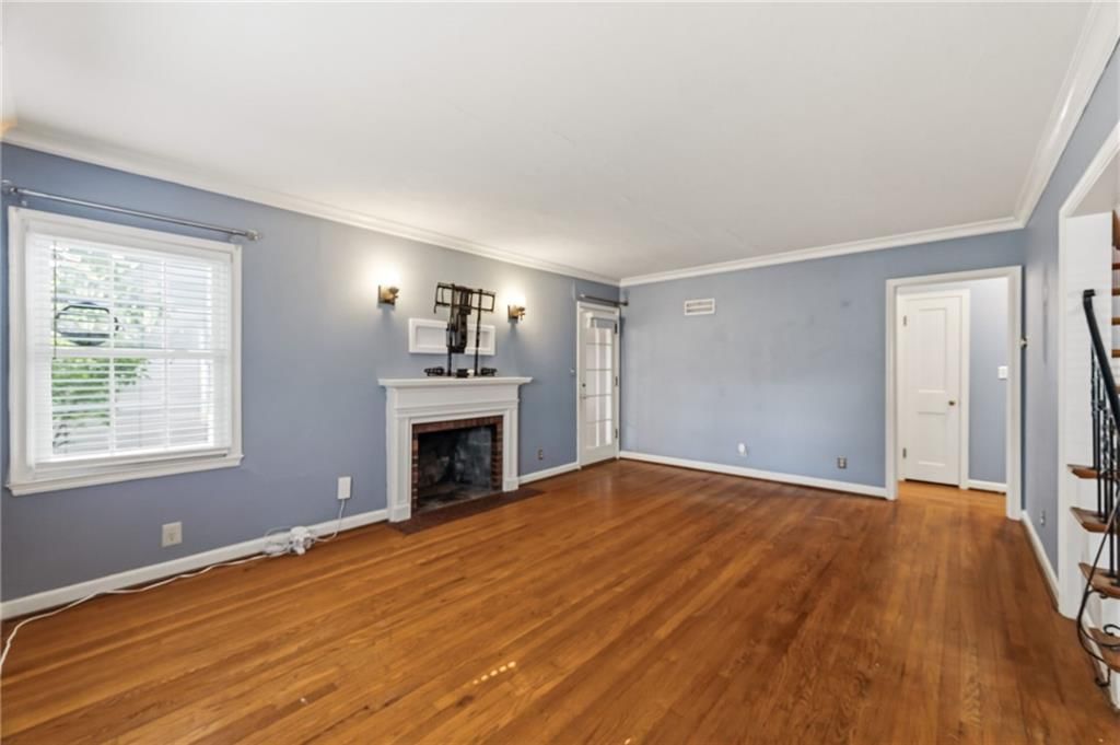 8806 Minnehaha Lane — photo 2