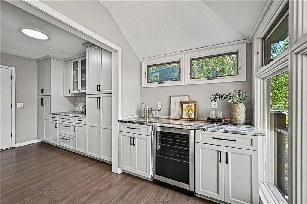 11203 Cedar Street — photo 15