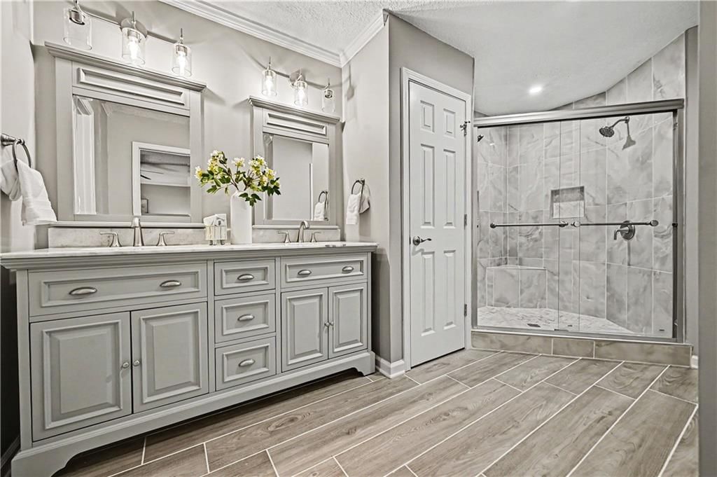 11203 Cedar Street — photo 22
