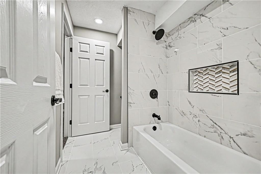 11203 Cedar Street — photo 31