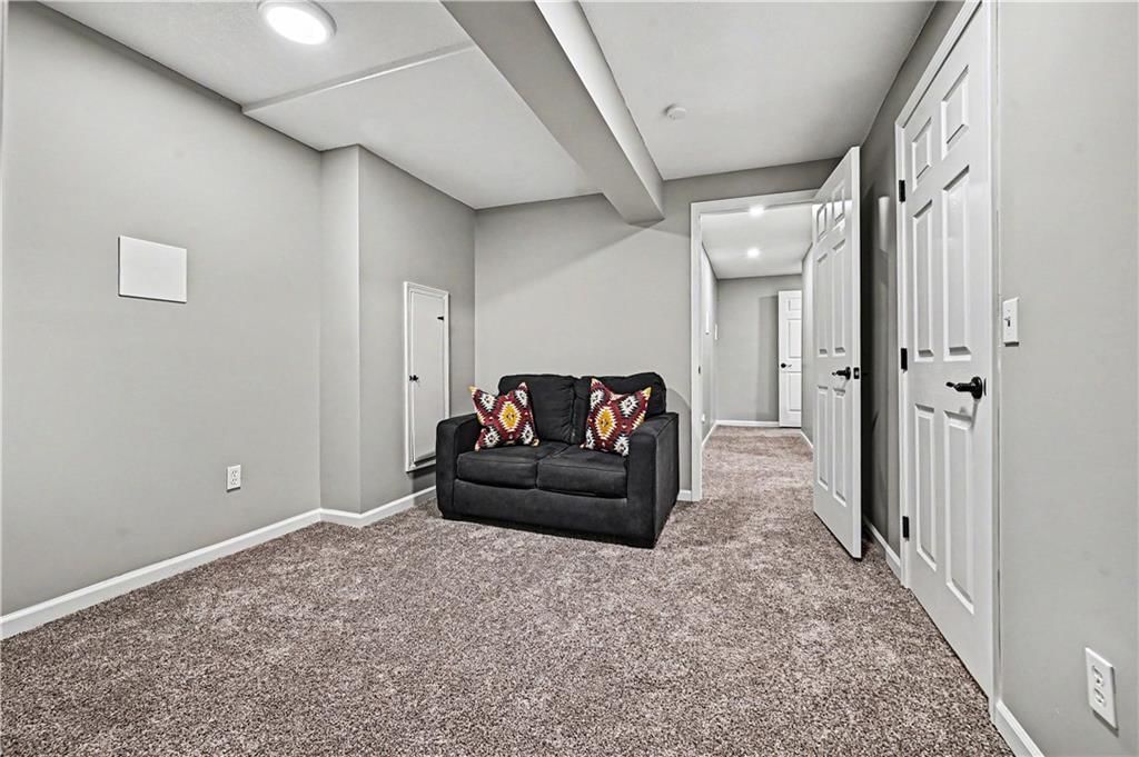 11203 Cedar Street — photo 32