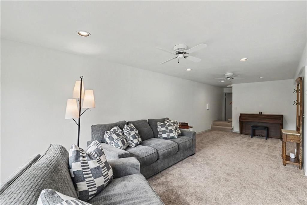 300 E Casey Road — photo 19