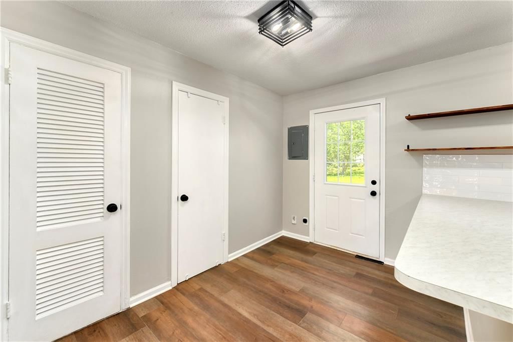 6218 Rowland Avenue — photo 7