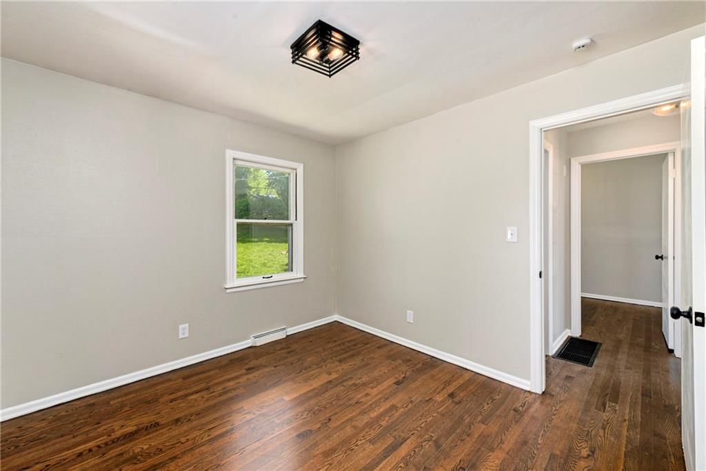 6218 Rowland Avenue — photo 14