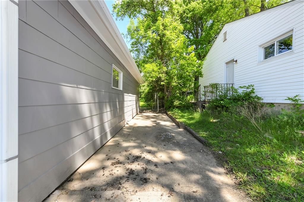 6218 Rowland Avenue — photo 19